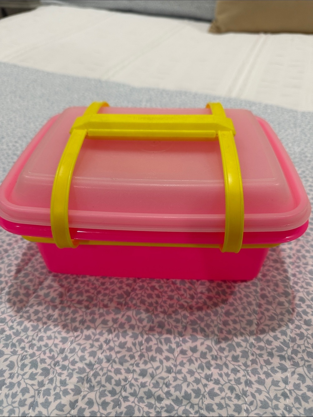 VTG 80’s Tupperware Neon Pink Lunchbox with Yellow Handle